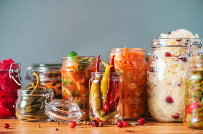 9 natürlich fermentierte lebensmittel für eine bessere darmgesundheit
